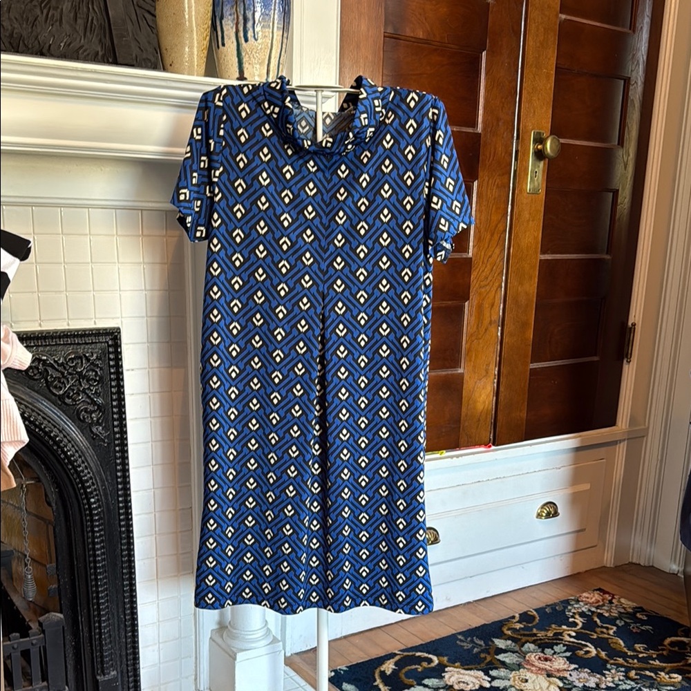 Escapada Living Blue Geometric Pattern Dress- worn once‎